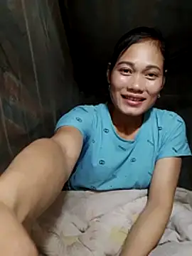 Snapshot of doggy-00 chatting on 11/11/25, 12:43 doggy-00 online show from 11/11/25, 12:43