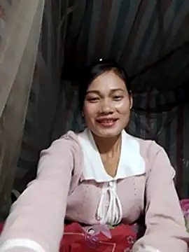 Snapshot of doggy-00 chatting on 12/05/25, 12:36 doggy-00 online show from 12/05/25, 12:36