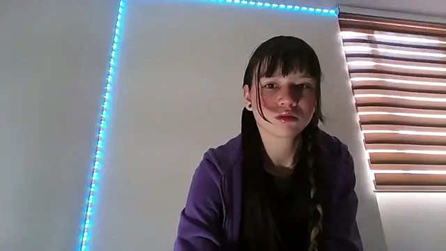 Snapshot of My_Meloddy chatting on 12/03/25, 01:42 My Meloddy online show from 12/03/25, 01:42