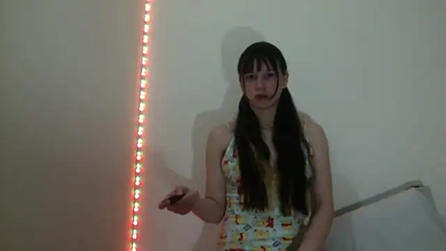 Snapshot of My_Meloddy chatting on 12/05/25, 02:31 My Meloddy online show from 12/05/25, 02:31