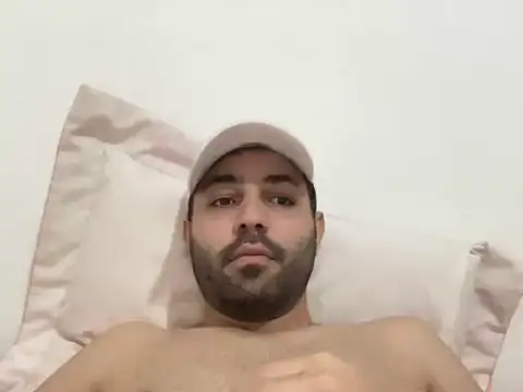 HotCamBR online show from 10/28/25, 12:52