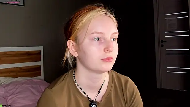 AngelWisee online show from 07/10/26, 03:11