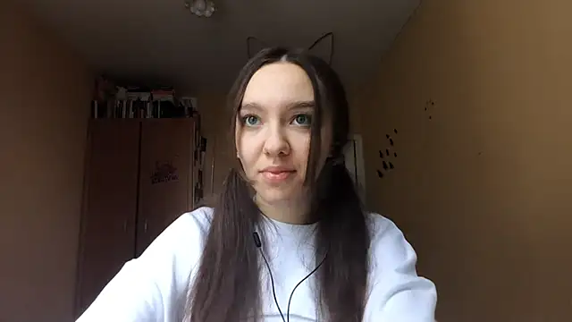 Kimixoo online show from 11/08/25, 09:53