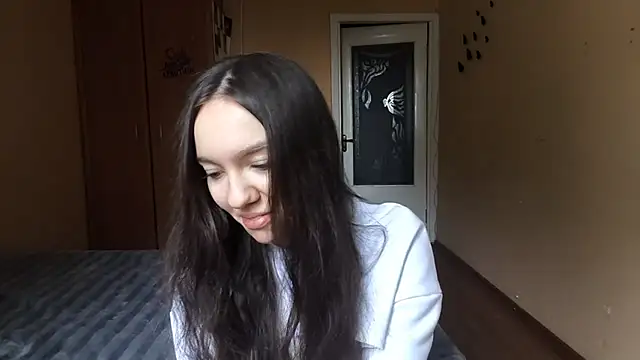 Kimixoo online show from 11/12/25, 09:42