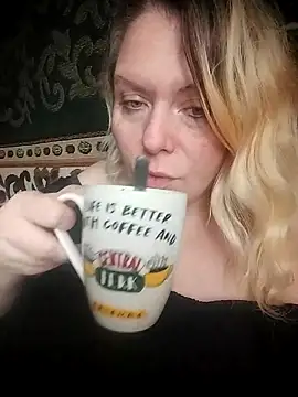 Lana-murr online show from 10/30/25, 09:00