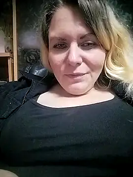 Lana-murr online show from 11/09/25, 06:50