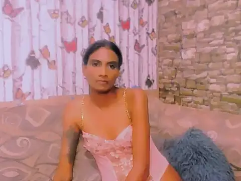 Snapshot of Sexy_indian0009 chatting on 12/13/25, 08:58 Sexy indian0009 online show from 12/13/25, 08:58