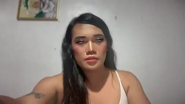 untouchable mia online show from 10/30/25, 01:01