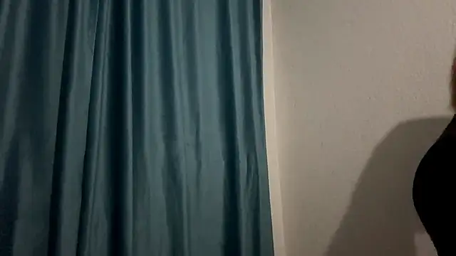 HOTBellakle online show from 11/30/25, 03:27