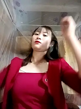 Snapshot of Em_xinh01 chatting on 11/11/25, 03:06 Em xinh01 online show from 11/11/25, 03:06