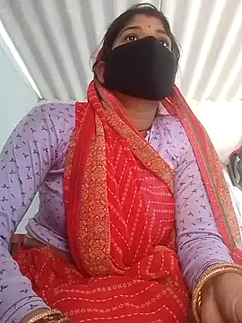 Snapshot of Homa6060 chatting on 12/17/25, 05:02 Homa6060 online show from 12/17/25, 05:02