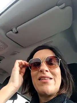 Piediniecollant online show from 11/12/25, 11:10