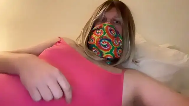 RebeccaNikky online show from 10/27/25, 03:27