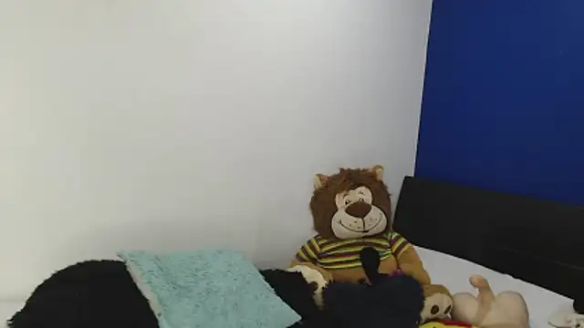 EmmilyConnor online show from 06/11/26, 02:26