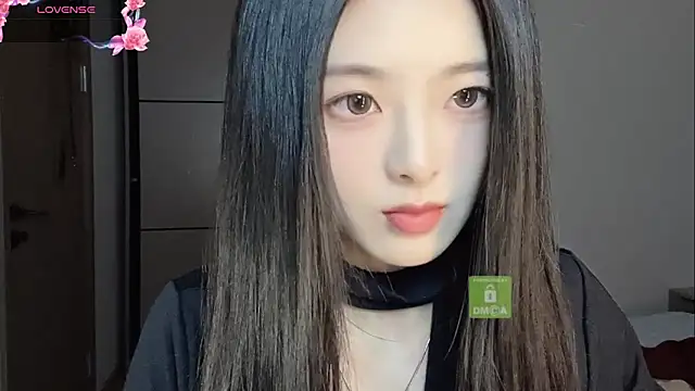 Snapshot of ronronner233 chatting on 11/02/25, 01:57 ronronner233 online show from 11/02/25, 01:57