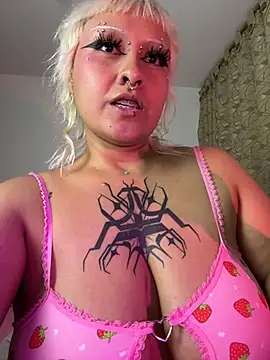 pinkbaddie777 online show from 11/12/25, 02:34