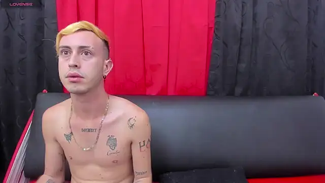 In my room anything goes online show from 05/18/26, 03:35
