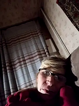 Georgette466 online show from 11/12/25, 04:29