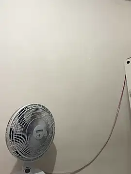 morenahhwy online show from 11/04/25, 02:10