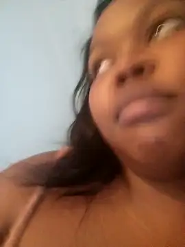 3bigcuteness online show from 11/26/25, 06:58