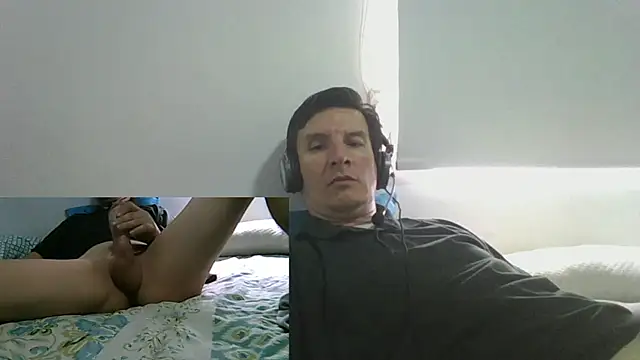 carliesexyman online show from 11/30/25, 08:24