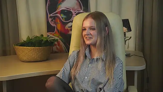 BrennaTout online show from 10/28/25, 12:30