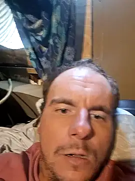 mommiesboy0903 online show from 10/27/25, 06:56