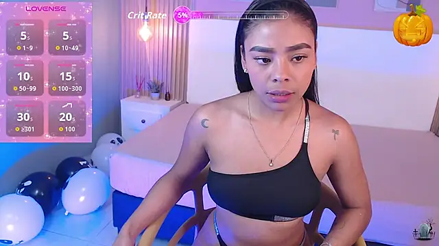 Snapshot of SoffiaDams2 chatting on 11/07/25, 11:54 SoffiaDams2 online show from 11/07/25, 11:54