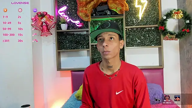 Snapshot of Max_Steell chatting on 12/16/25, 01:27 Max Steell online show from 12/16/25, 01:27