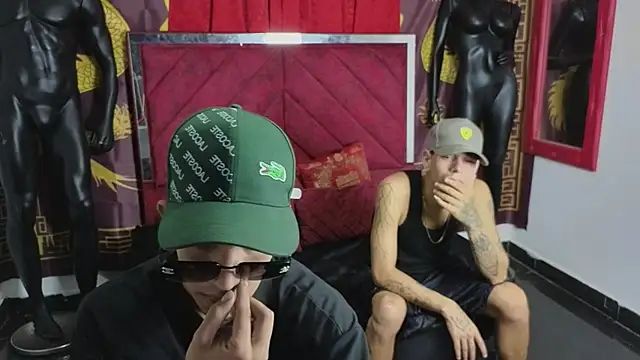 Snapshot of Latin_Duo13 chatting on 11/01/25, 08:16 Latin Duo13 online show from 11/01/25, 08:16