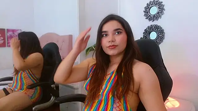 barbara baker  online show from 11/23/25, 03:17