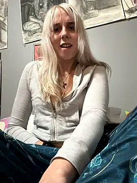 aquakitti777 online show from 10/28/25, 05:55