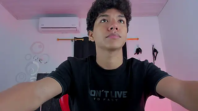 Maximiliano Khalil online show from 12/03/25, 07:01