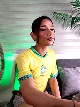 FernandaFox  online show from 06/12/26, 12:42