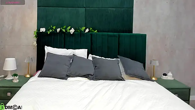 Snapshot of Melanie_Ryer chatting on 11/21/25, 01:15 Melanie Ryer online show from 11/21/25, 01:15