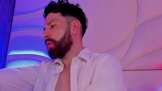 Snapshot of jackfoden01 chatting on 11/26/25, 04:13 jackfoden01 online show from 11/26/25, 04:13