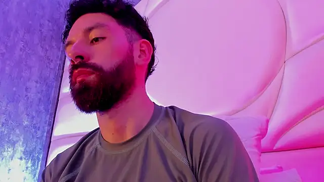 Snapshot of jackfoden01 chatting on 11/29/25, 04:26 jackfoden01 online show from 11/29/25, 04:26