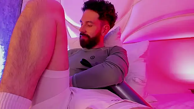 Snapshot of jackfoden01 chatting on 11/29/25, 04:32 jackfoden01 online show from 11/29/25, 04:32