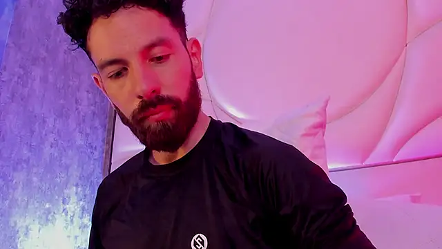 Snapshot of jackfoden01 chatting on 12/02/25, 11:37 jackfoden01 online show from 12/02/25, 11:37