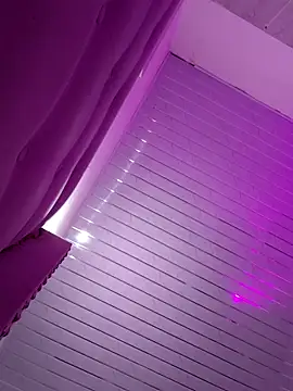 Snapshot of Hairy_ptt chatting on 12/18/25, 03:51 Hairy ptt online show from 12/18/25, 03:51