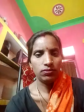 Snapshot of Anju_setty chatting on 11/15/25, 08:22 Anju setty online show from 11/15/25, 08:22