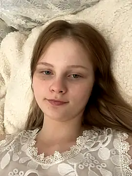 Snapshot of everyyday chatting on 11/02/25, 02:19 everyyday online show from 11/02/25, 02:19