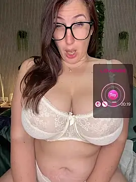 MysteryGirl   online show from 05/18/26, 07:47