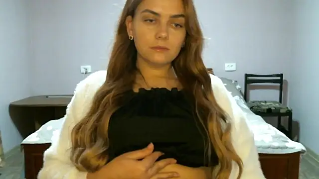 Snapshot of Anna__toth18 chatting on 10/30/25, 06:15 Anna  toth18 online show from 10/30/25, 06:15