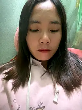 Snapshot of Elysia-007 chatting on 10/31/25, 12:22 Elysia-007 online show from 10/31/25, 12:22