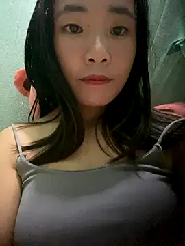 Snapshot of Elysia-007 chatting on 11/16/25, 12:33 Elysia-007 online show from 11/16/25, 12:33