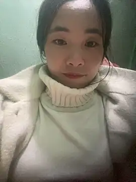 Snapshot of Elysia-007 chatting on 11/19/25, 05:29 Elysia-007 online show from 11/19/25, 05:29