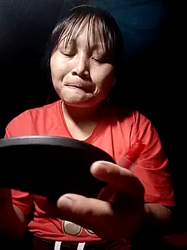 yoyo-mi online show from 11/02/25, 01:02