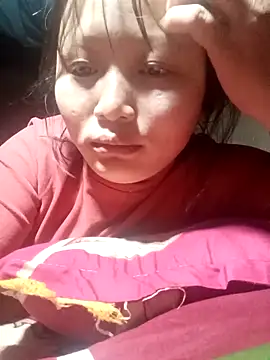 yoyo-mi online show from 11/04/25, 04:33