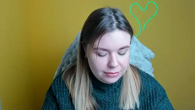 Snapshot of SusannaNight chatting on 11/17/25, 12:22 SusannaNight online show from 11/17/25, 12:22